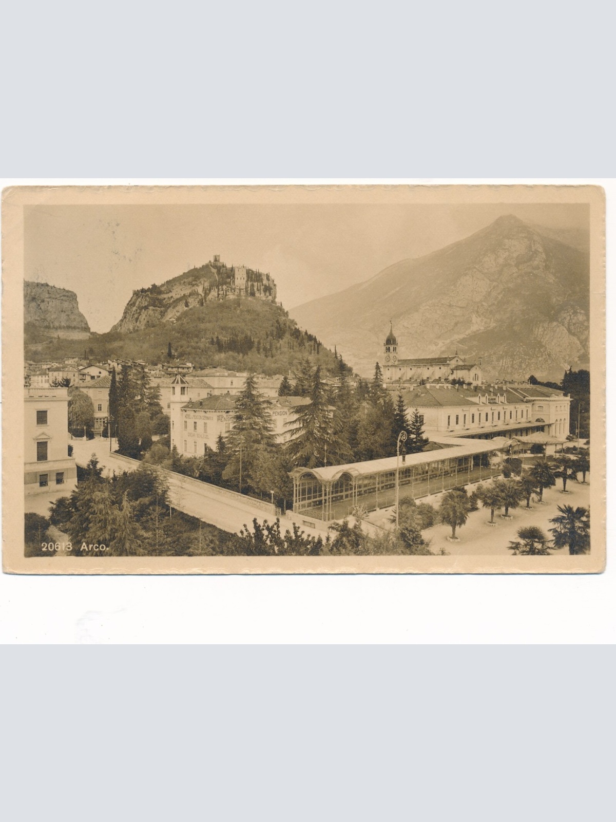 AK aus Arco Italien Ansichtskarte (9402)