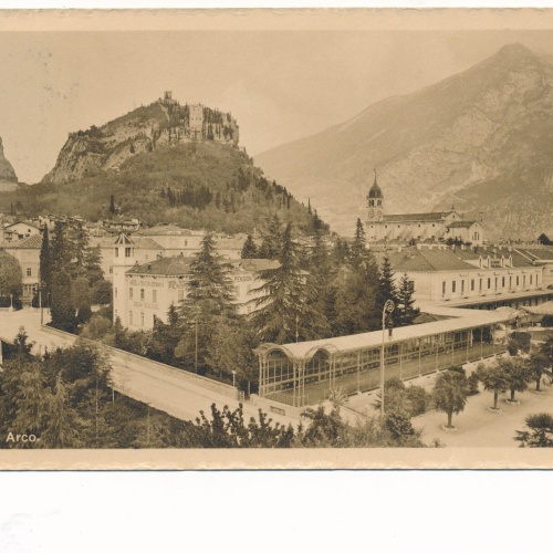 AK aus Arco Italien Ansichtskarte (9402)