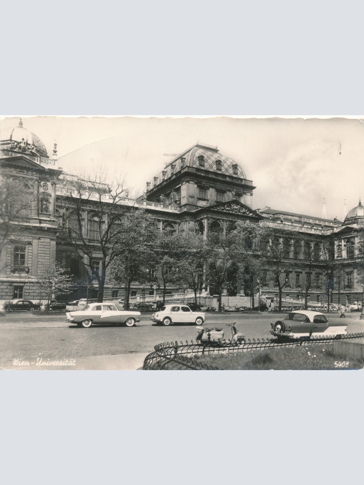 AK aus Wien mit Universität und Oldtimer Ansichtskarte (9547)