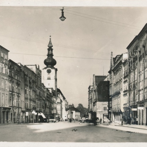 AK aus Wels Straßenansicht Oberösterreich Ansichtskarte (9552)