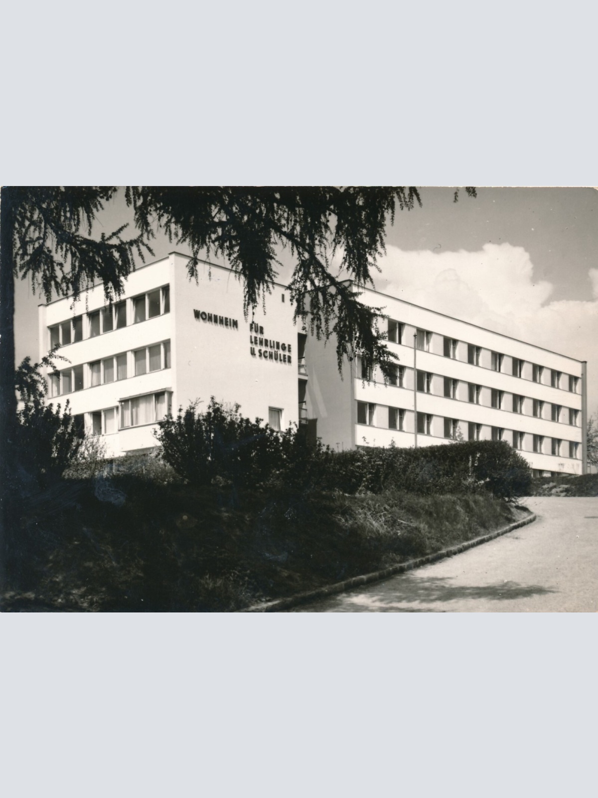 AK aus Linz mit Schule für Lehrlinge Oberösterreich Ansichtskarte (9856)