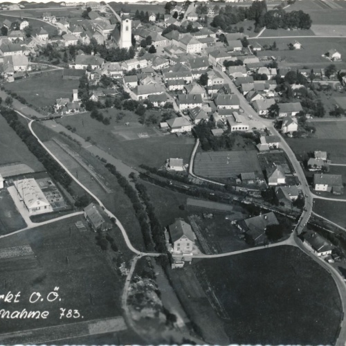 AK aus Vöclamarkt Fliegeraufnahme 783 Oberösterreich Ansichtskarte (9801)