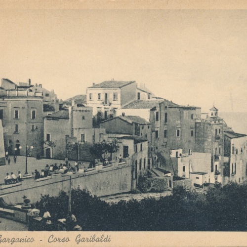 AK aus Rodi Garganico Corso Garibaldi Italien Ansichtskarte (10940)