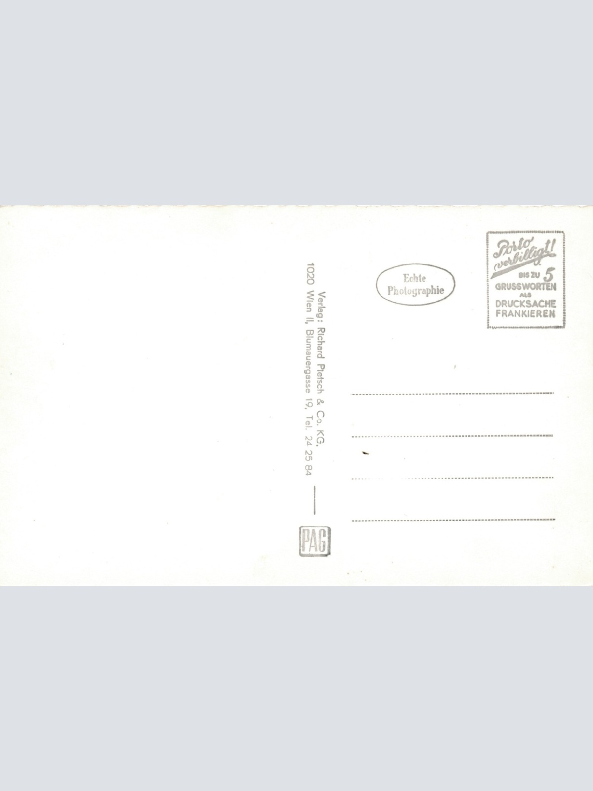 Ak Schwechat Aitkettenhof mit Oldtimer Niederösterreich Ansichtskarte (10959)