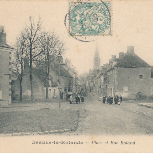 AK aus Beaune la Rolande Frankreich Ansichtskarte (11025)