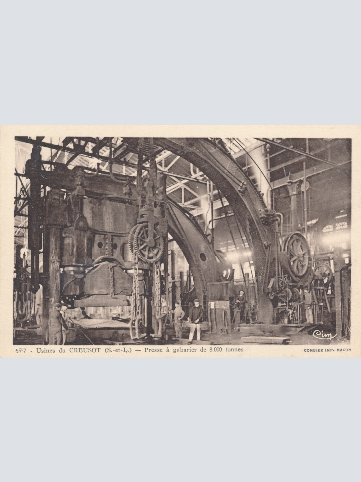 AK aus Creusot Presse a gabarier 8000 tonnes Frankreich Ansichtskarte (9590)