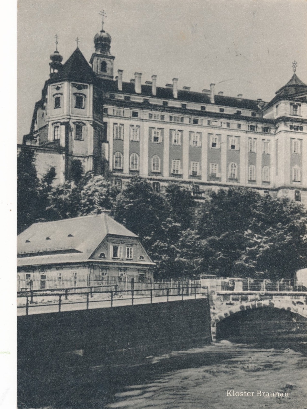 AK aus Braunau mit Kloster Oberösterreich Ansichtskarte (11286)