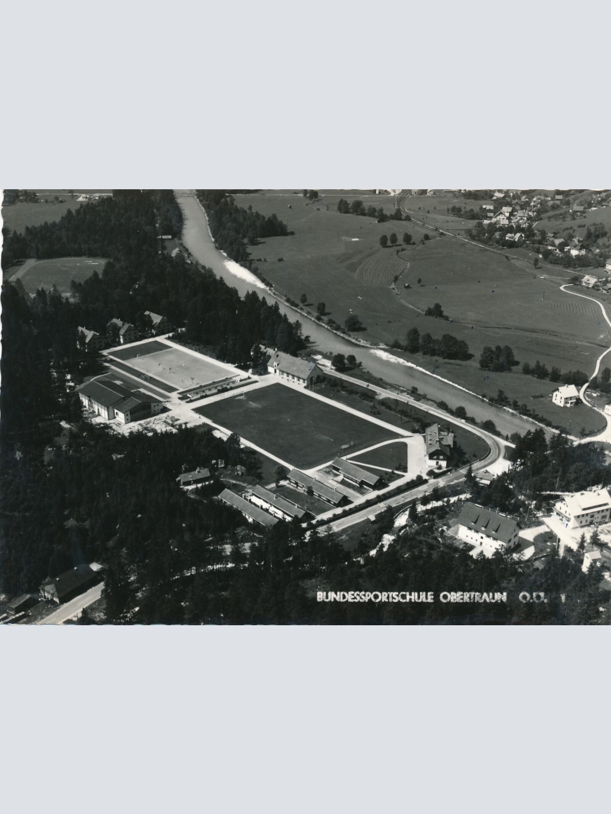 AK aus Obertraun Bundessportschule Oberösterreich Ansichtskarte (11402)