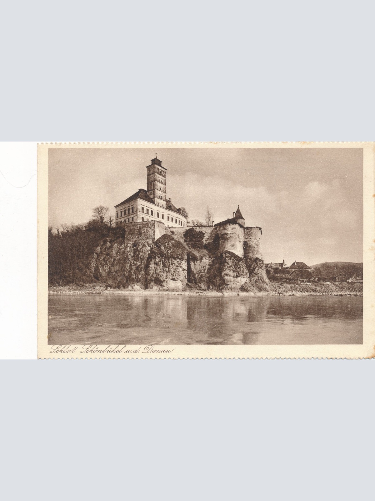 AK aus Schönbühel mit Schloss Niederösterreich Ansichtskarte (13536)