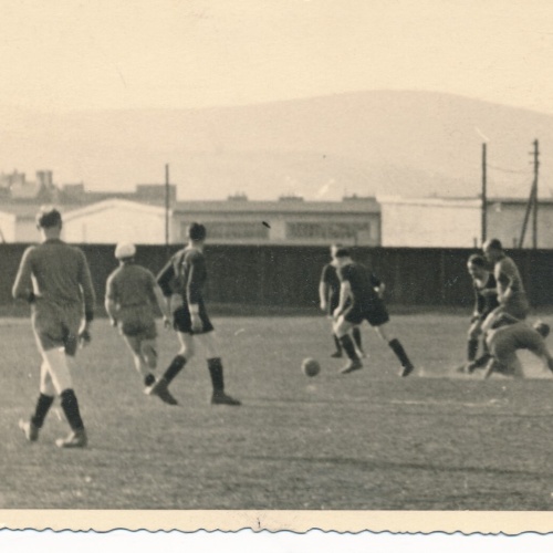 AK Annodazumals von einem Fussbalspiel Ansichtskarte (13923)