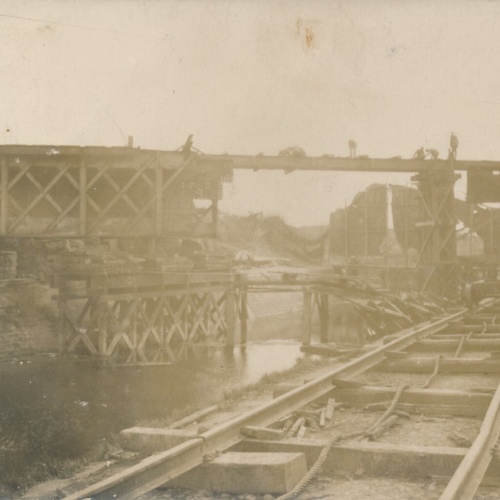 AK Brücken und Eisenbahn Bau in Frankreich  Ansichtskarte (14339)