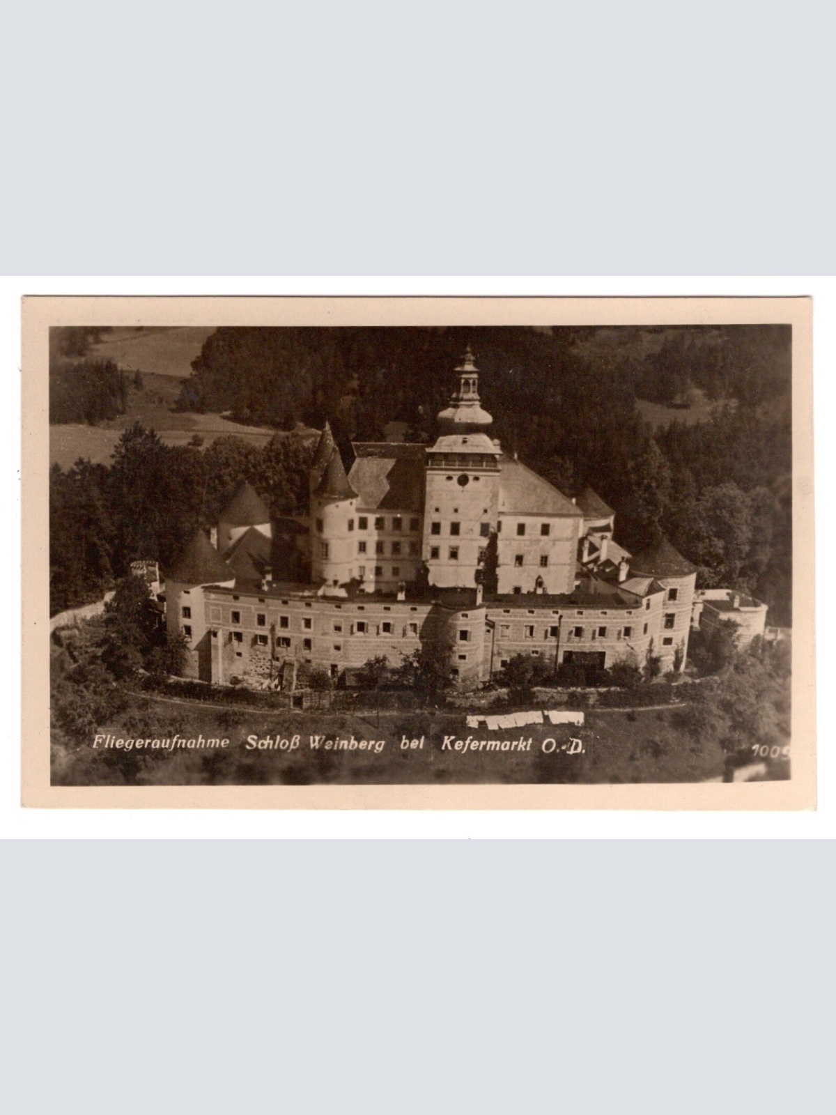 AK, Fliegeraufnahme, Schloss Weinberg, Oberösterreich, Ansichtskarte (S7114)