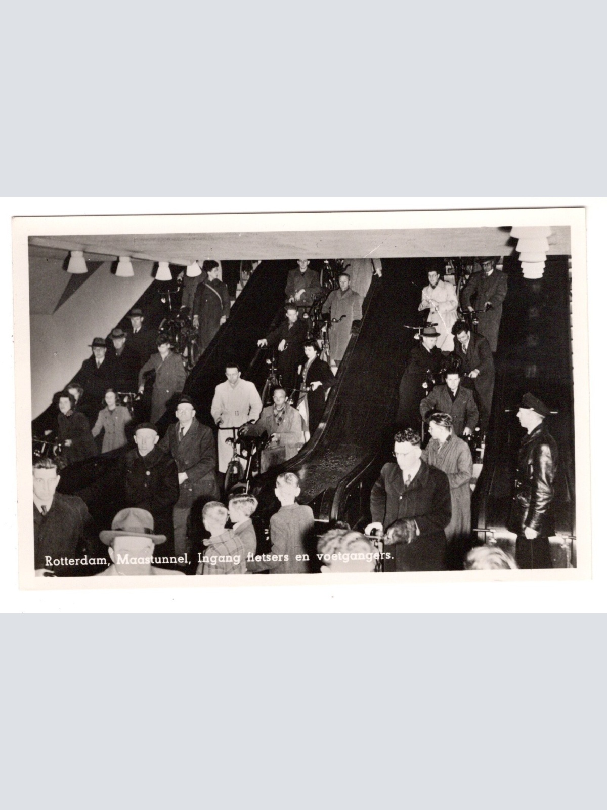 AK, Maastunnel, Rotterdam, Niederlande, Ansichtskarte (S7263)