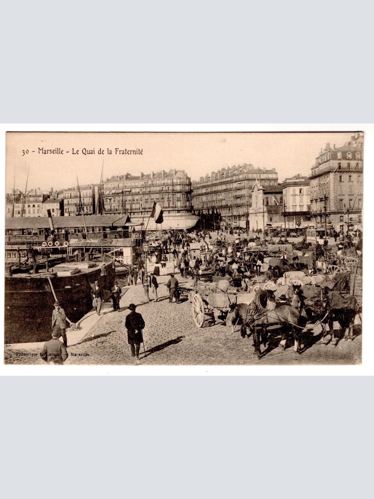 AK, Marseille, Le Quai de la Fraternite, Frankreich, Ansichtskarte (S7387)