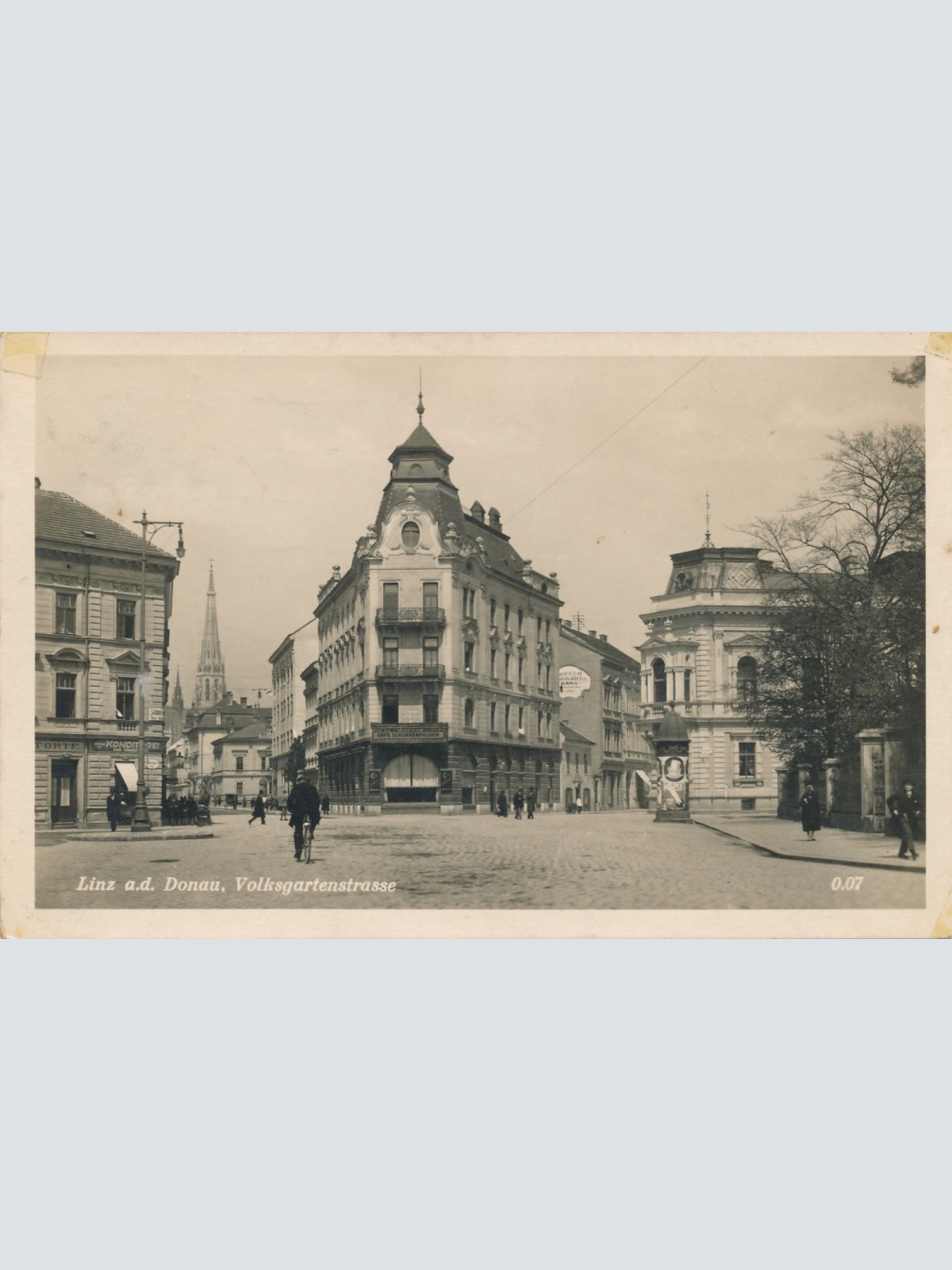 AK aus Linz Volksgartenstrasse Oberösterreich Ansichtskarte (15268)