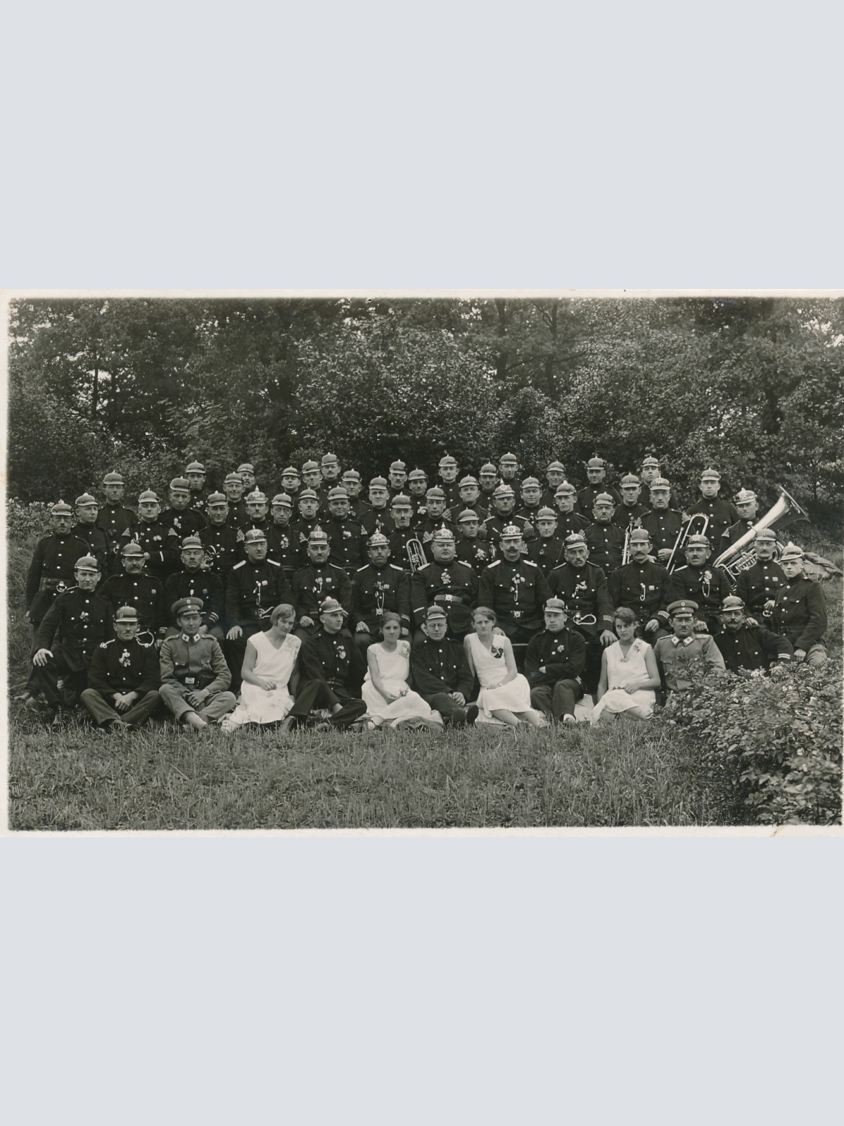 AK Mannschaftsfoto der Militärmusik Ansichtskarte (15736)