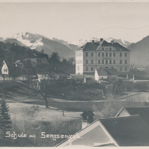 AK aus Steinbach Schule mit Sensengebirge Oberösterreich Ansichtskarte (15315)