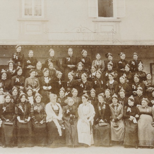 AK Annodazumals von einer Goldhaubengruppe Ansichtskarte (16470)