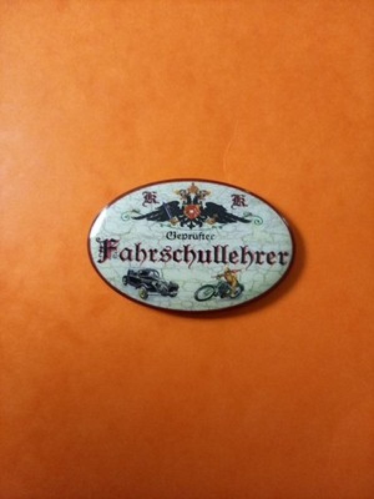 Nostalgie KuK Flaschenöffner Magnet Fahrschullehrer
