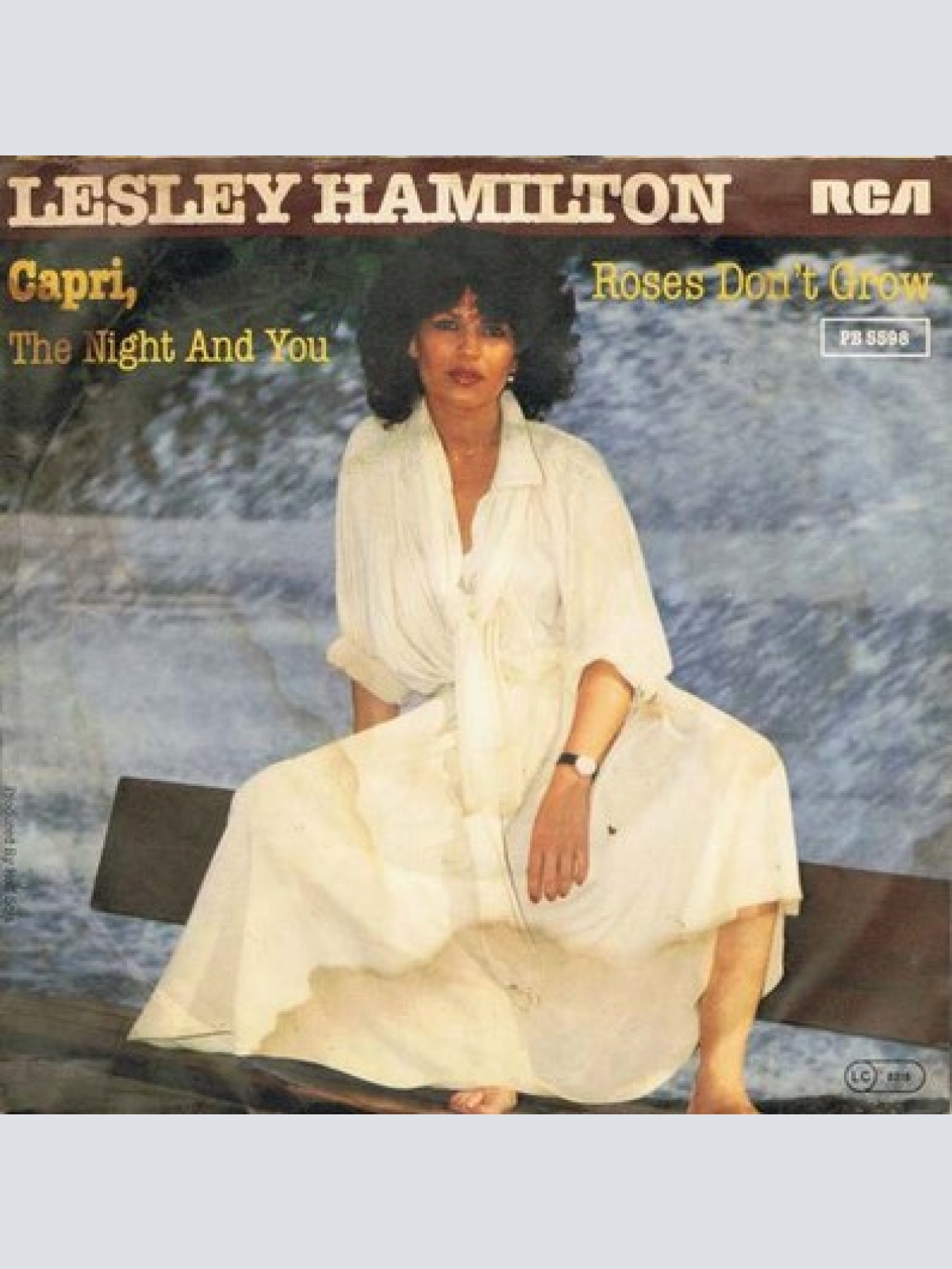 7", Single Lesley Hamilton - Capri, The Night And You / Roses Don't Grow