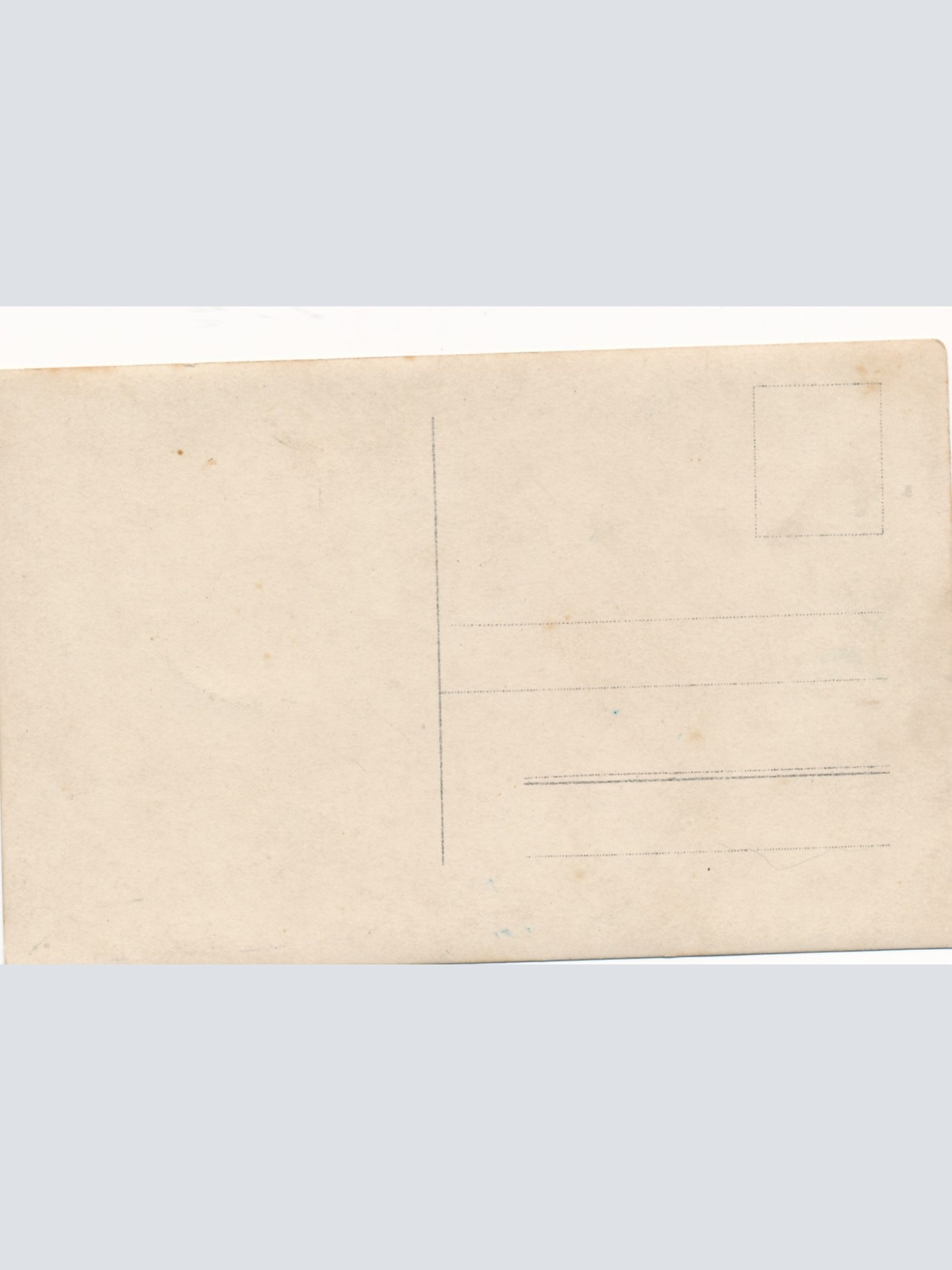 AK Militaria Soldaten mit deren Familie Ansichtskarte (18090)