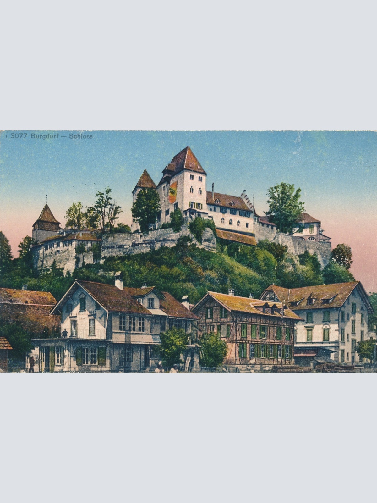 AK aus Burghof Schloss Nordrhein - Westfahlen Ansichtskarte (18255)