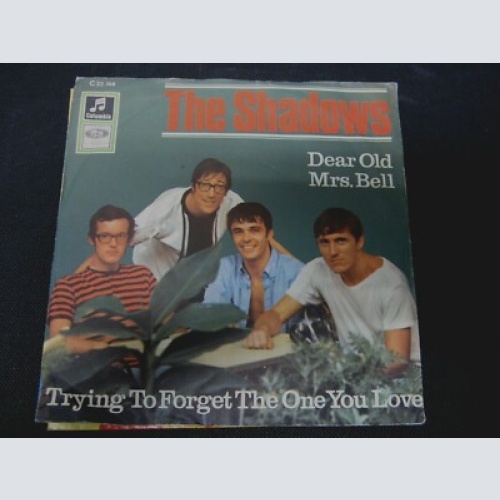 Single /   The Shadows – Dear Old Mrs. Bell   / DE   PRESS /