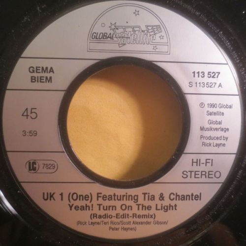 UK 1 (One)* Featuring Tia (18) & Chantel - Yeah! Turn On The Light  (7", S/Si...