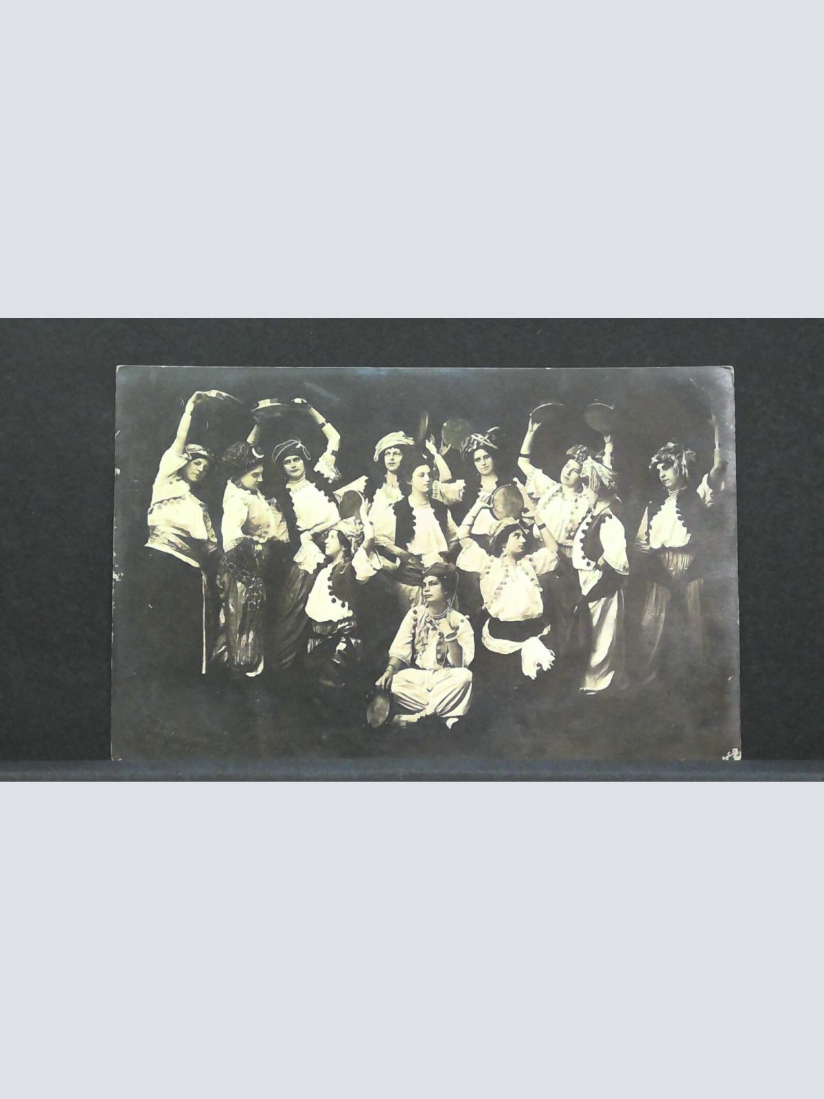 Tänzerinnen Gruppe JW 500195 F