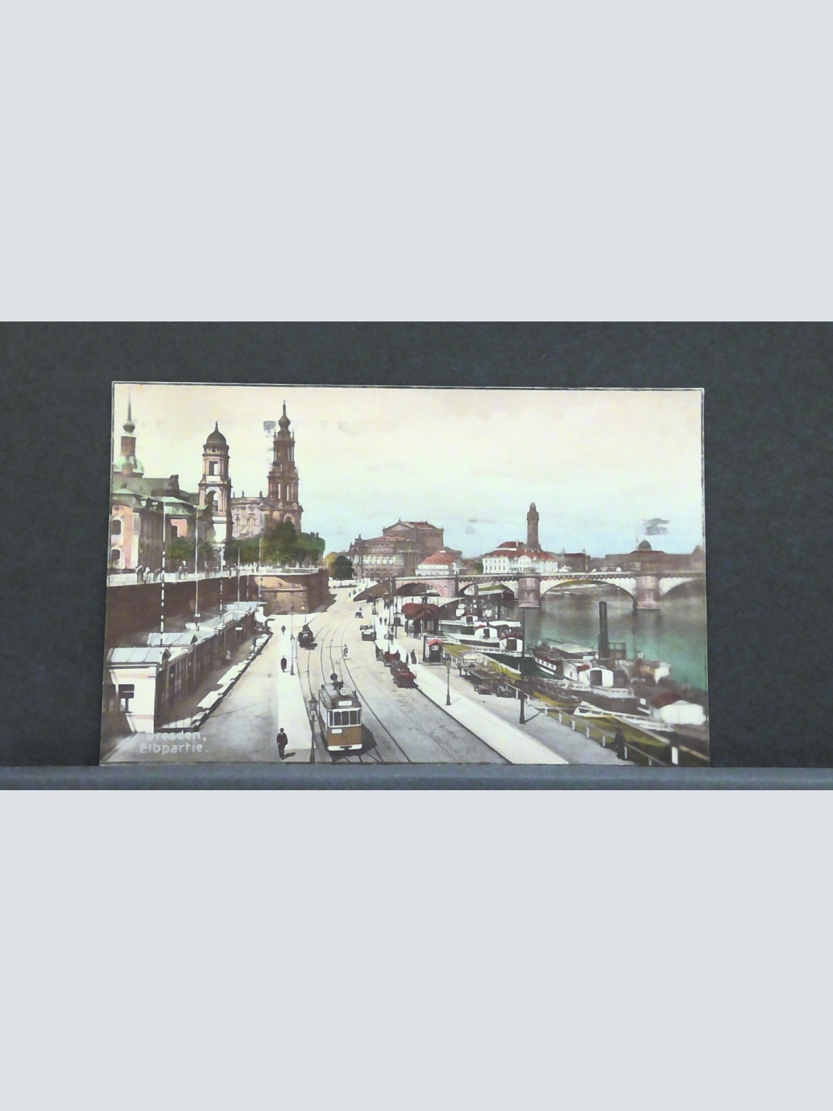 Dresden Elbpartie Straßenbahn Kirche JW 650273 F