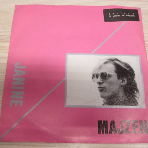 Single /   Majzen ?– Janine  / AUT PRESS /   RAR /