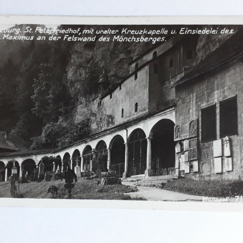 Salzburg, St. Peterfriedhof, mit uralter Kreuzkapelle u. Einsiedelei 40106FH
