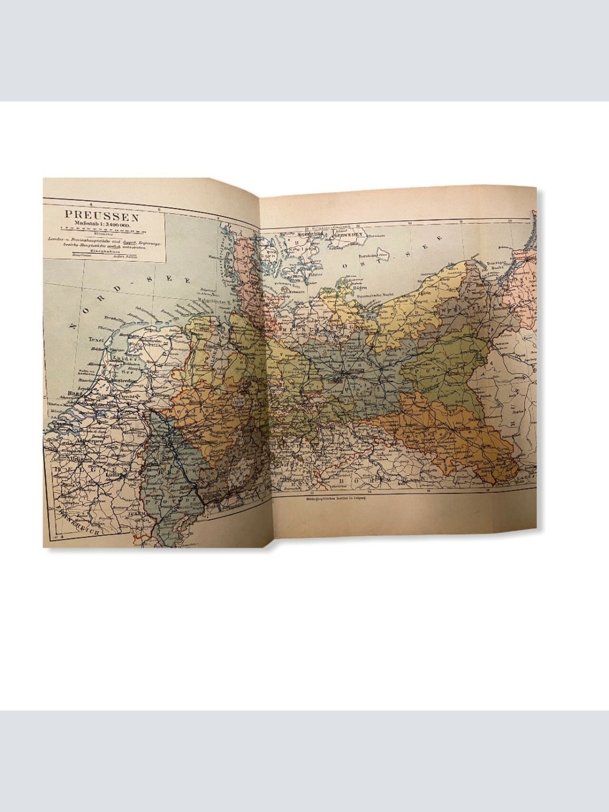 60 MEYERS KLEINER HAND-ATLAS 100 KARTENBLÄTTERN UND 9 TEXTBEILAGEN