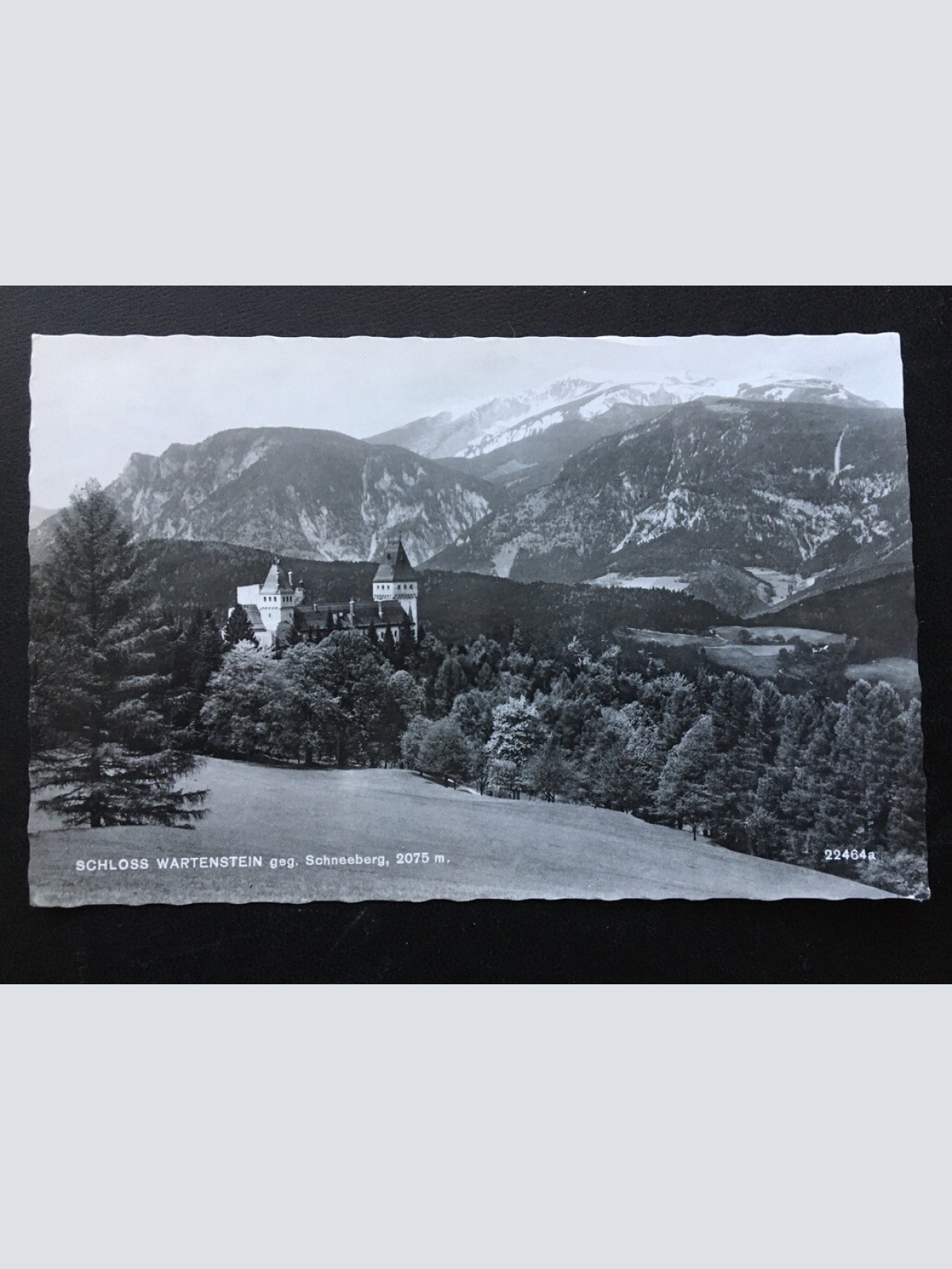 Schloss Wartenstein gegen Schneeberg - Niederösterreich 400390 TH ShNö
