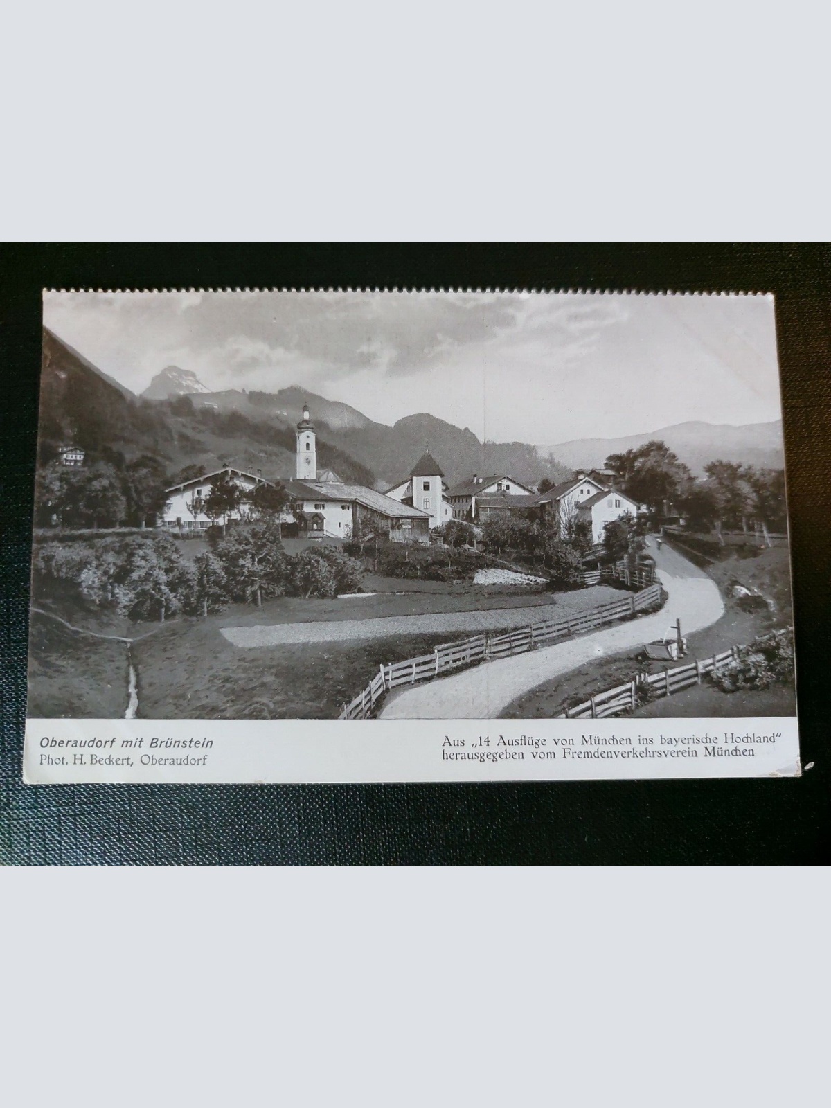 Oberaudorf mit Brünstein Kirche Dorf Alm 402528 WM G