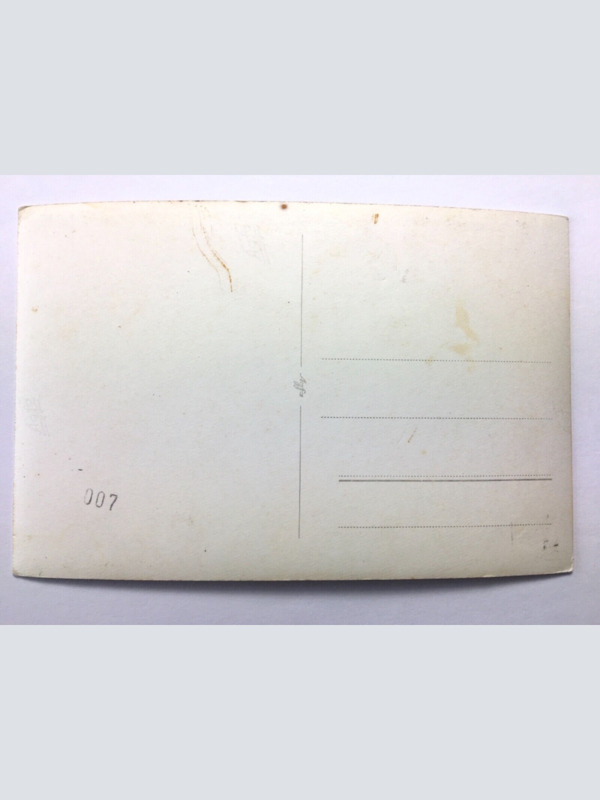 Bär im Zoo-Gehege - Künstlerkarte 30091 TH