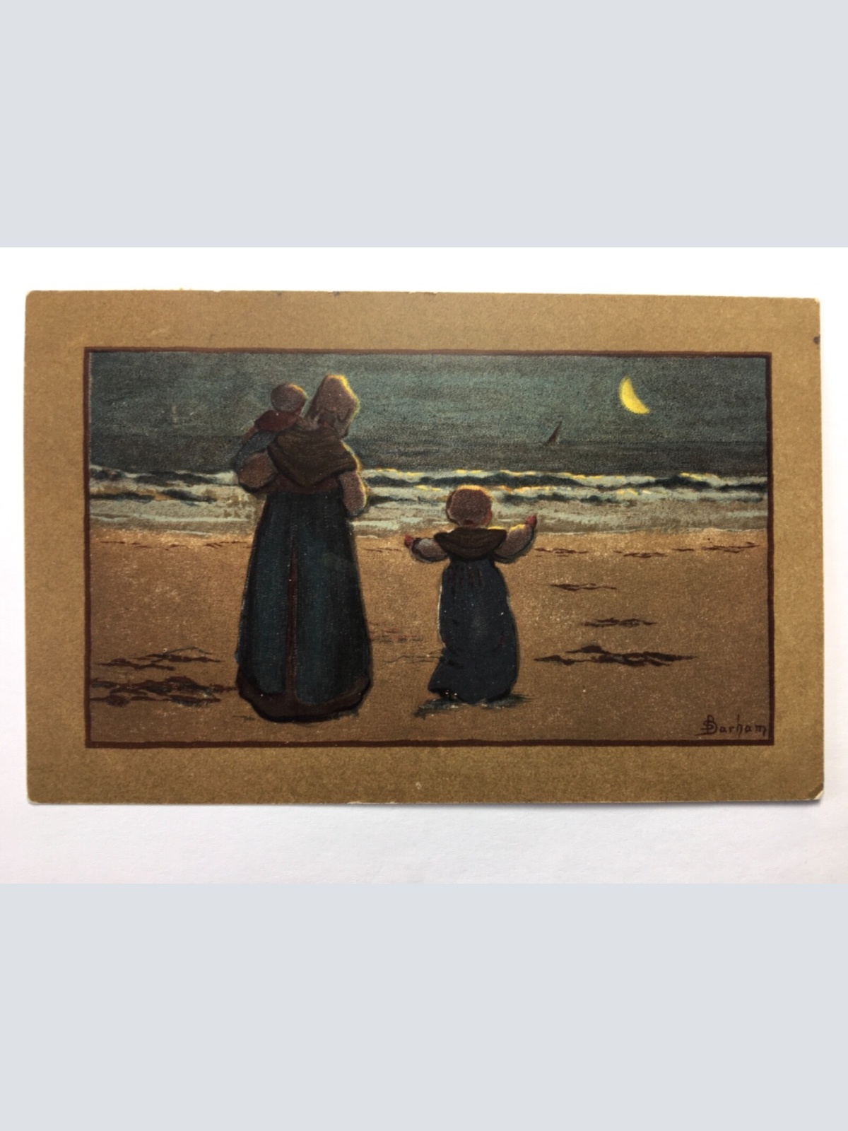 Frau mit Kinder am Strand bei Halbmond (S. Barham) - Künstlerkarte 30166 TH