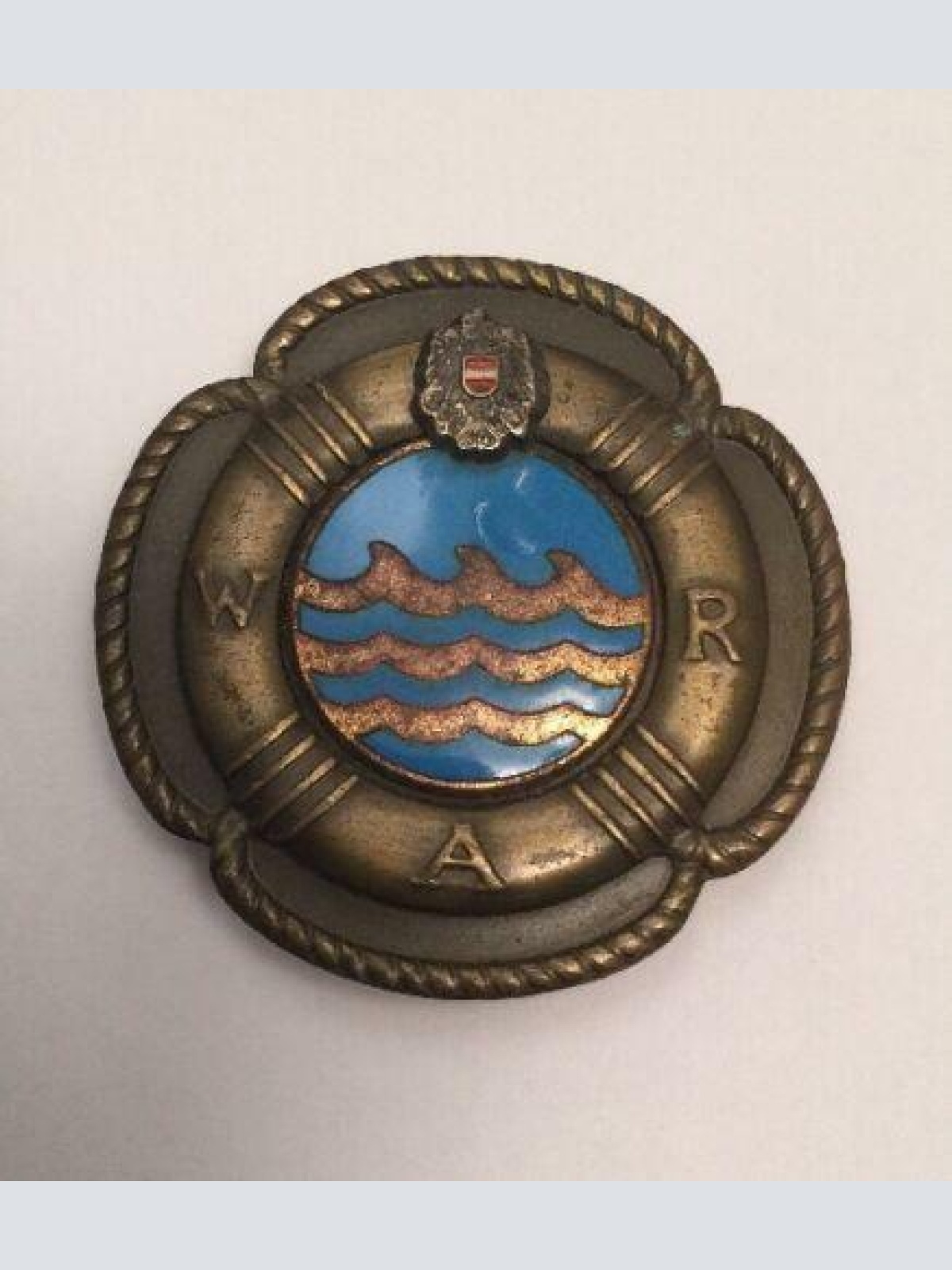 Wasserrettung Österreich emailiert 5.5x4.5 cm 15218
