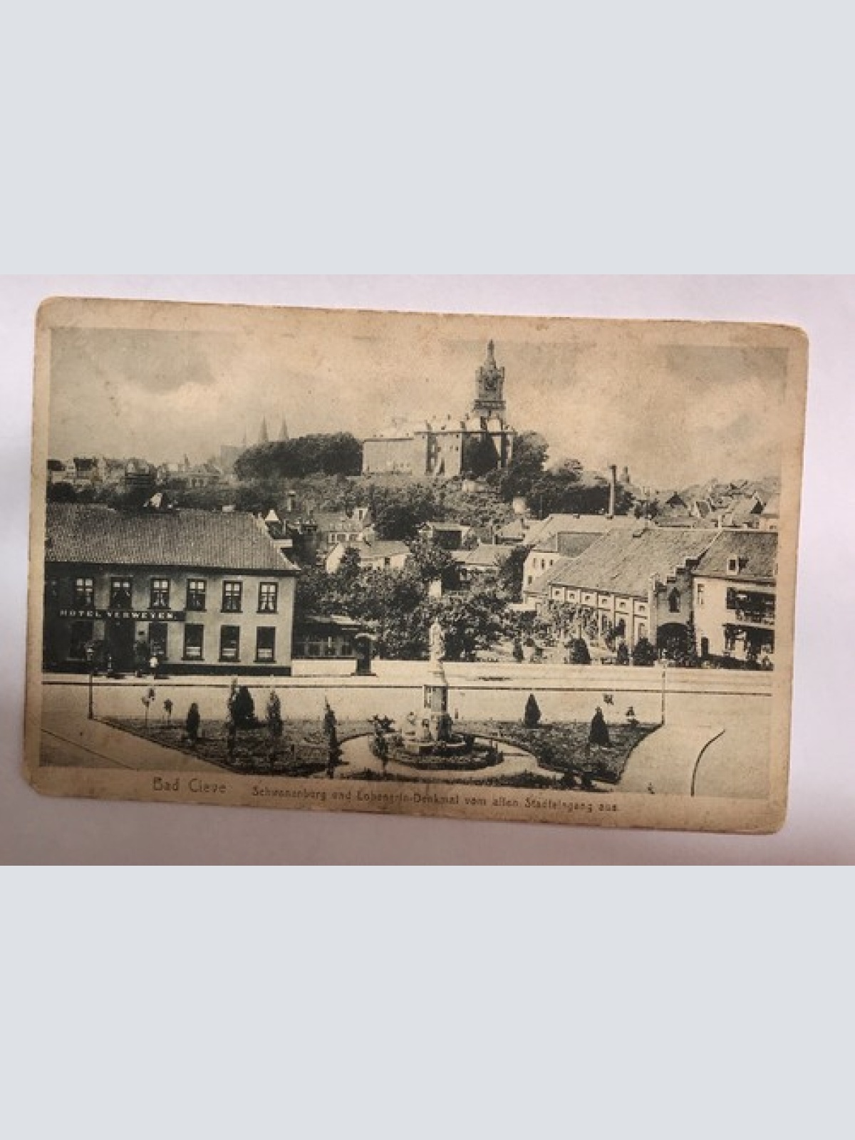 AK, Bad Cleve, Schwanenburg, Denkmal (40019 BW)