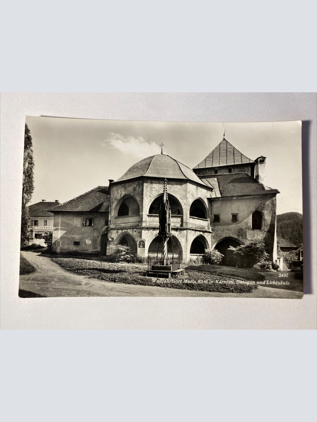 Waifahrtsort Maria Saal in Kärten. Oktogon und Lichtsäule 400571 AH