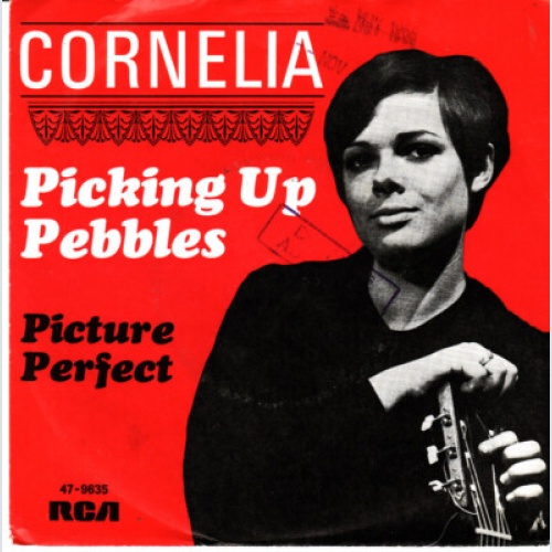 Cornelia (4) - Picking Up Pebbles (7", Single)