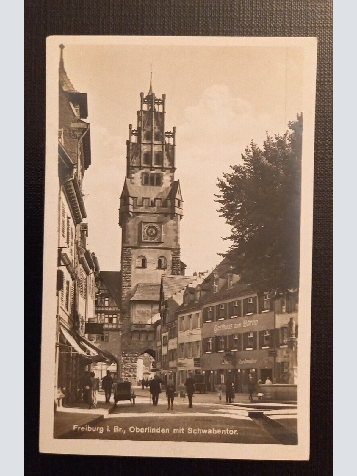 AK   Freiburg I.Br. Oberlinden Mit Schwabentor Ga