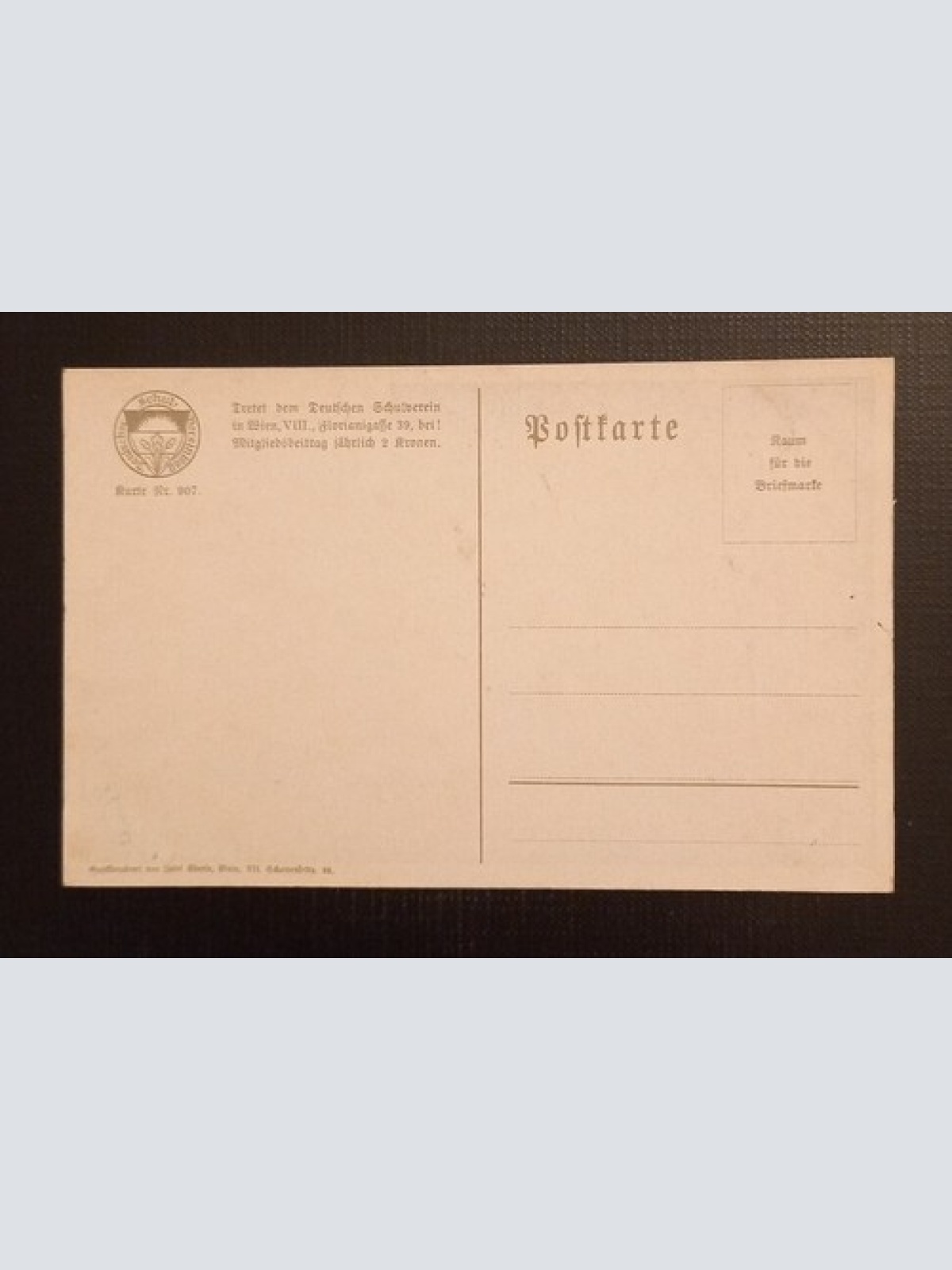 Kindesdank Mit Blumenstrauß Ga