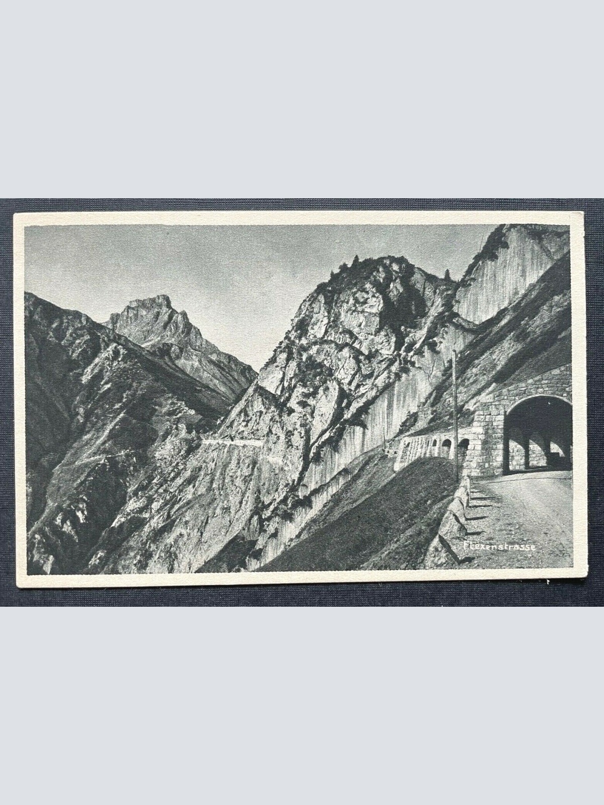 Flexenstrasse Flexenpass Gebirge Berg Tunnel Vorarlberg Österreich 402627 TH C