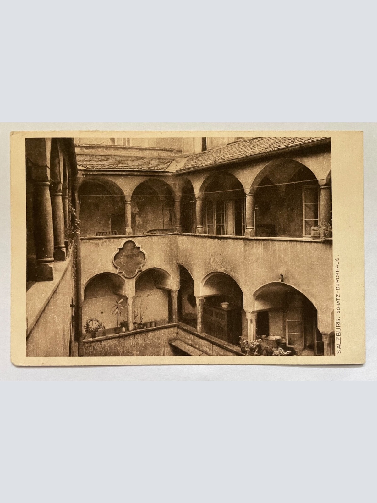 Salzburg Schatz-Durchhaus Haus Gebäude Café Schatz Stadt Österreich 8474 K TH