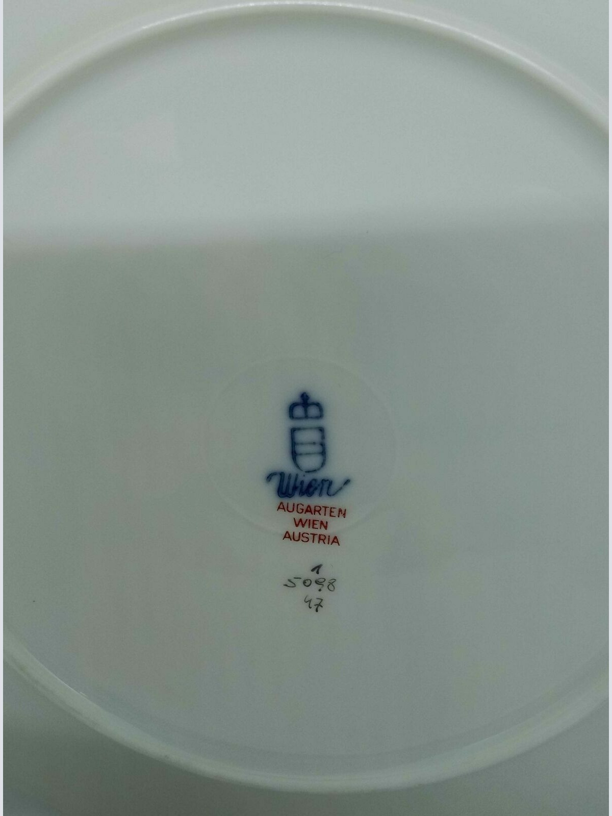 Augarten Dessertteller 19.5cm Dekor Maria Theresia 1 5098 47 mit Goldrand 60221