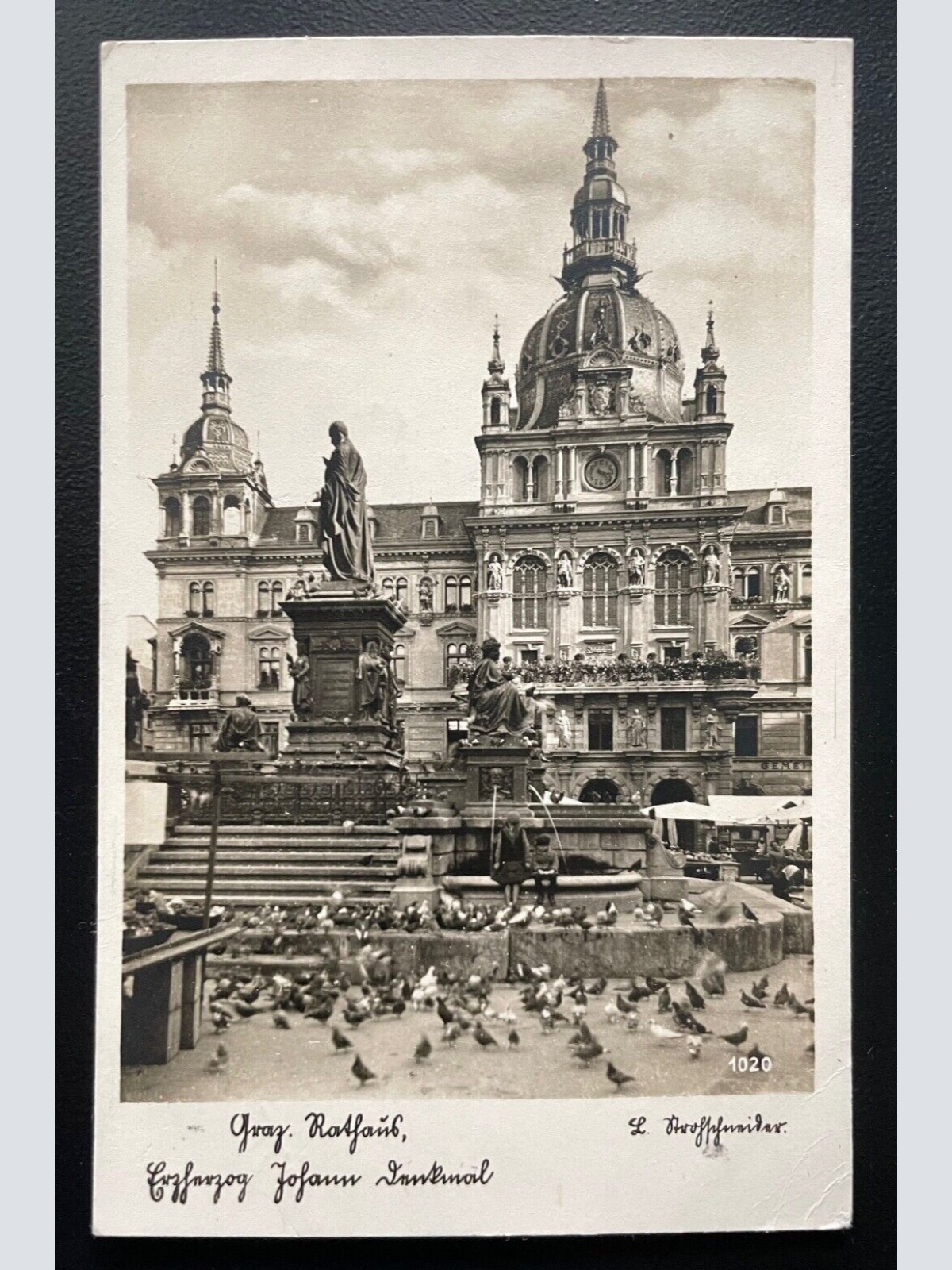 Graz Rathaus Erzherzog Johann Denkmal Statue Steiermark Österreich 600160A TH D