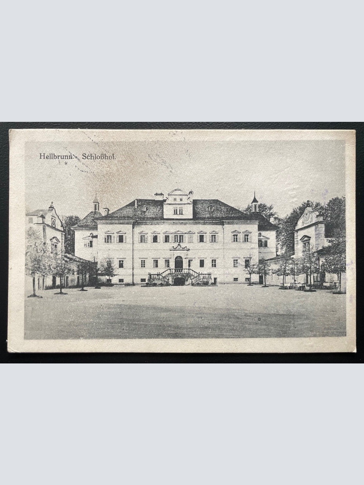 Hellbrunn Schlosshof Gebäude Garten Park Baum Salzburg Österreich 600192A TH D