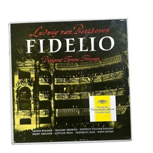 Ludwig van Beethoven : Fidelio [Vinyl, 2-LP-Box-Set, 18390/91 LPM]. van Beethove