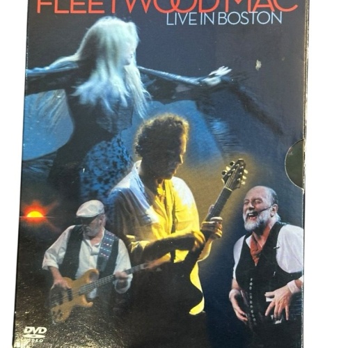 1526 Warner Music Group FLEETWOOD MAC - LIVE IN BOSTON HC